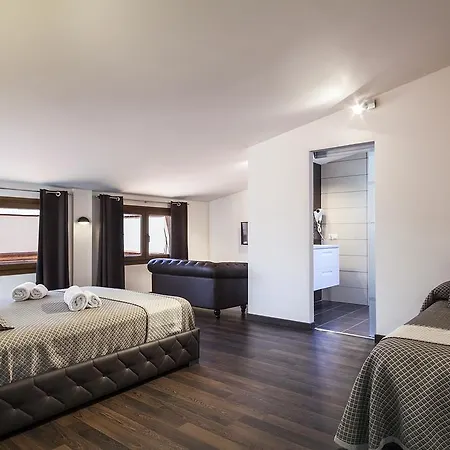 Montmar Hotel 3*