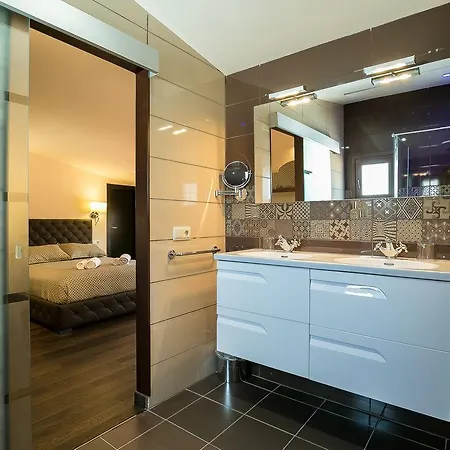 Hotel Montmar 3*