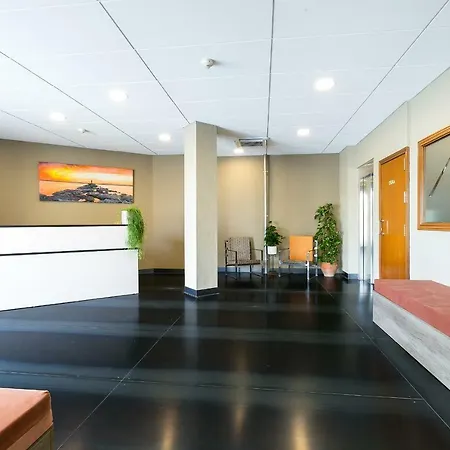Hotel Montmar 3*